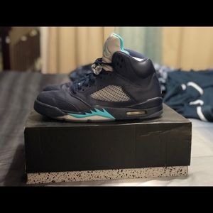 Jordan 5 Pre Grape